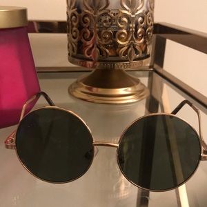 Round Frame Sunglasses